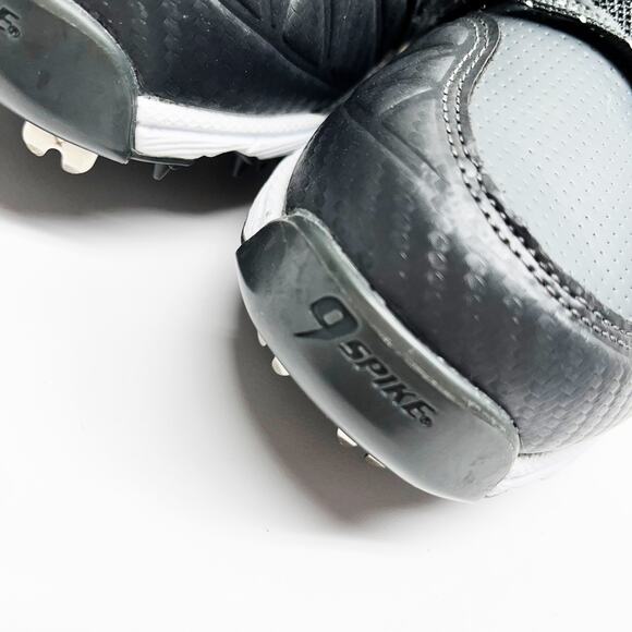 NEW Mizuno Women's Gray 9-Spike Swift 6 Low Metal Softball Cleats Shoes Size 6.5 - Picture 3 of 7